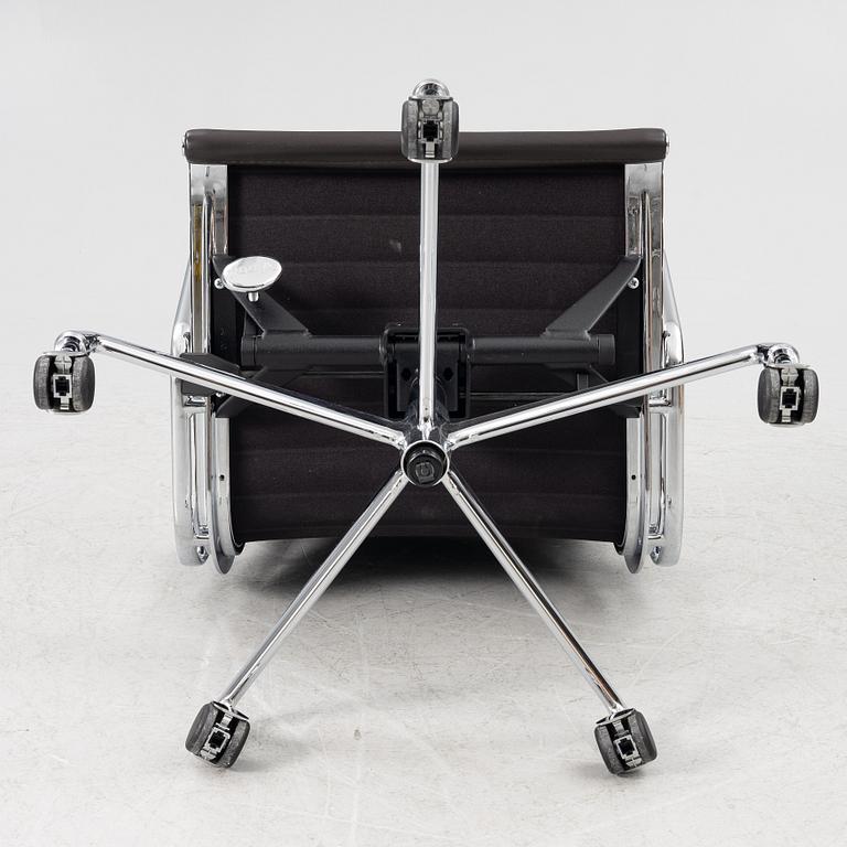 Charles & Ray Eames, kontorsstol, EA 117, Vitra, 2019.