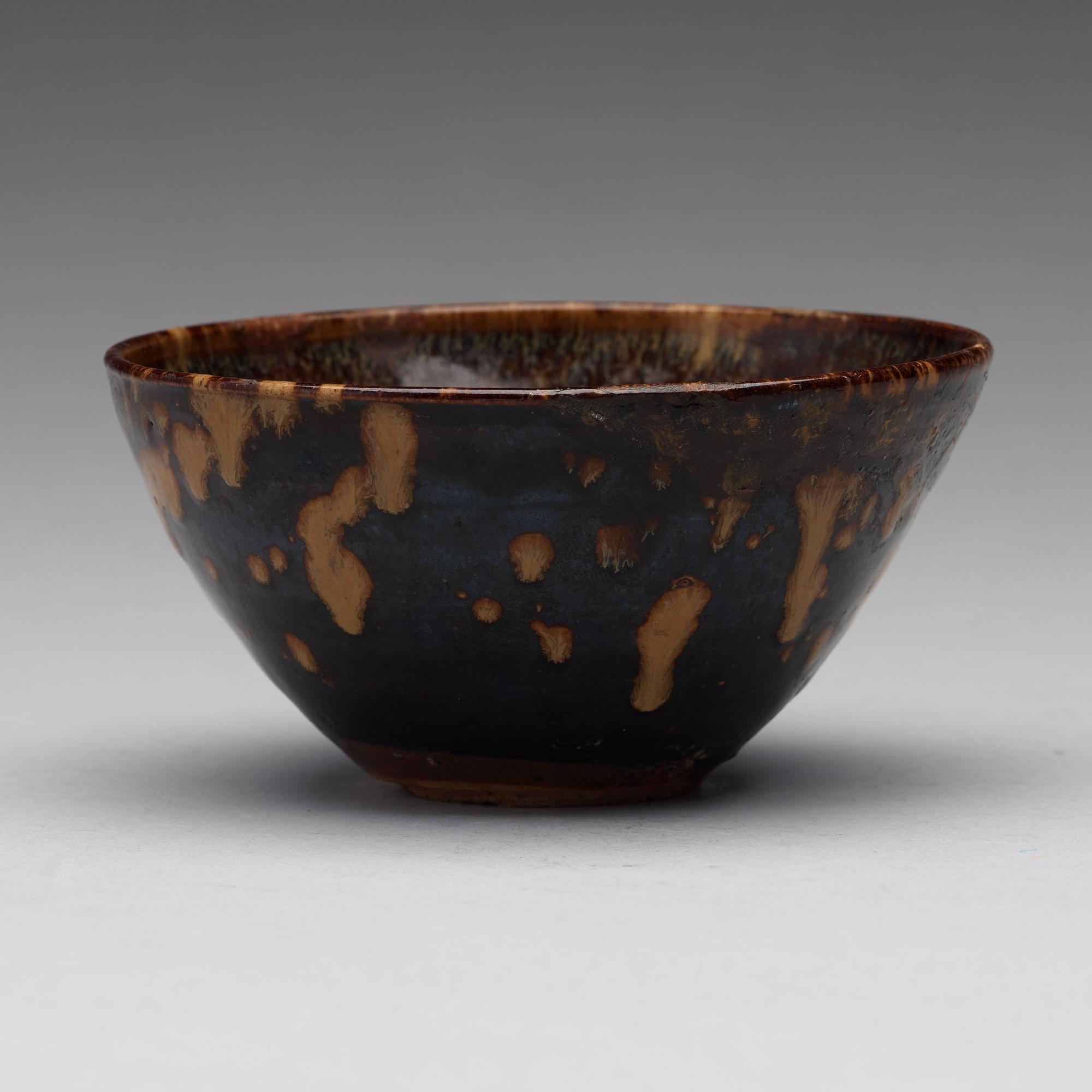 A Jizhou tortoiseshell-glazed bowl, Song dynasty (960-1279).