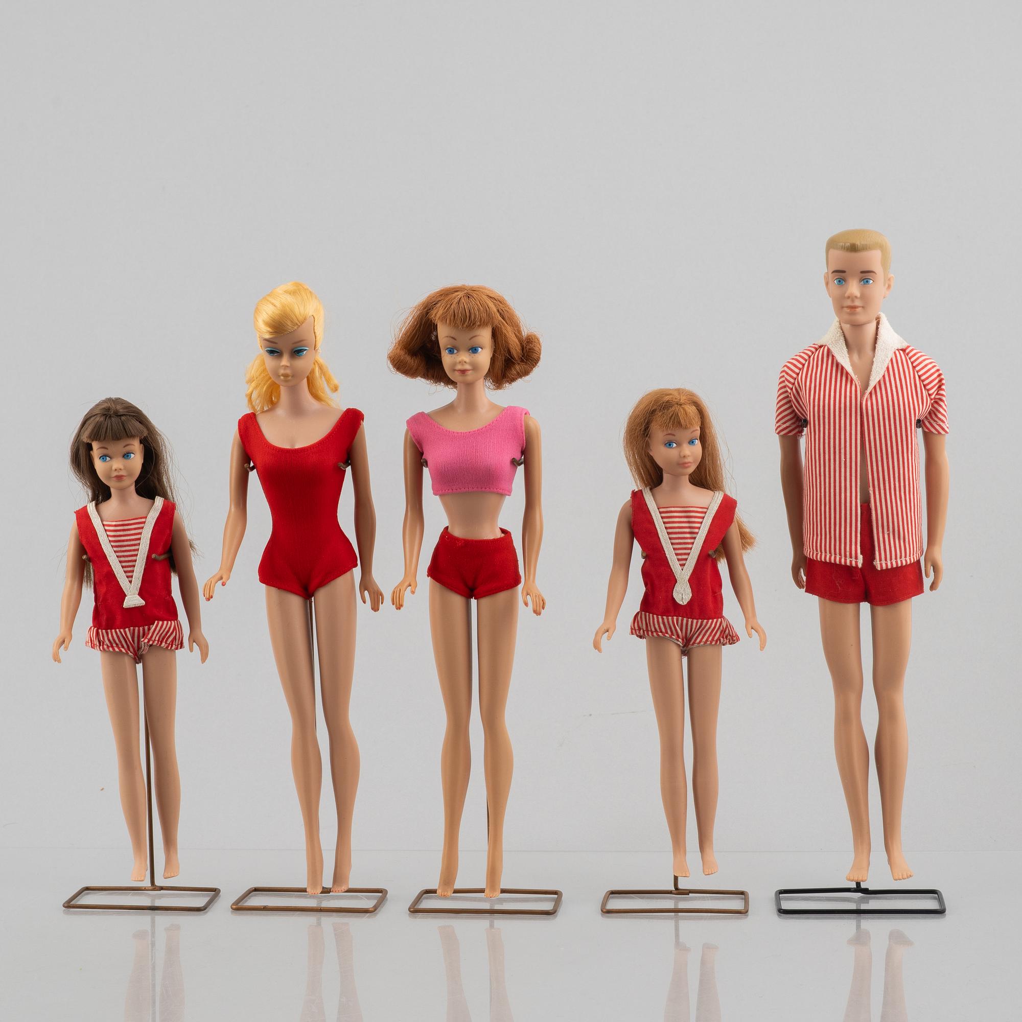Barbie dolls, 5 pcs, including "Barbie Swirl Ponytail Blonde" & "Skipper Red Hair", Mattel, 1960s.
