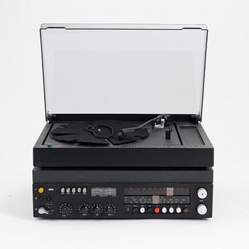 Dieter Rams & Robert Oberheim, a record player and ampifyer, PS 550 and CEV 520, Braun.