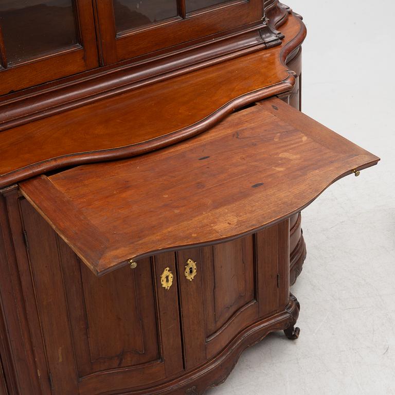 A Rococo display cabinet, second half of the 18th century.
