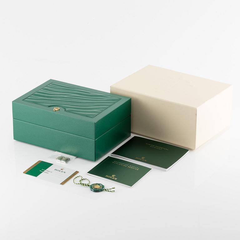 Rolex, Oyster Perpetual, Datejust 41, wristwatch, 41 mm.