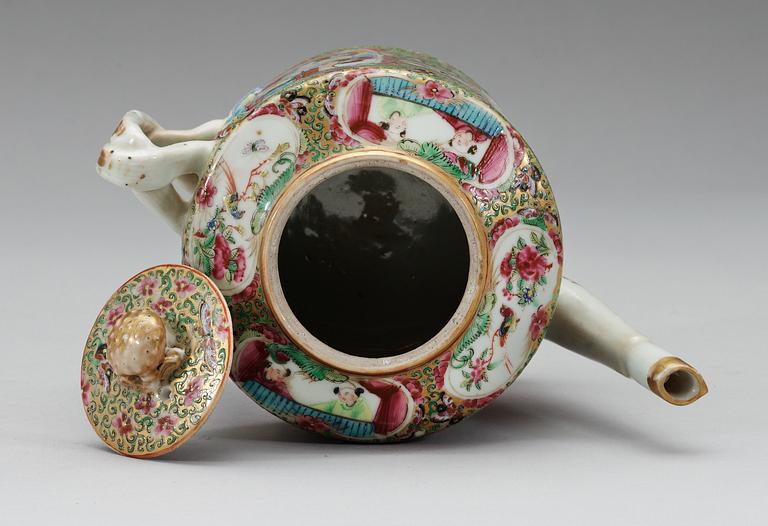 A Canton famille rose tea pot with cover, Qing dynasty, 19th Century.