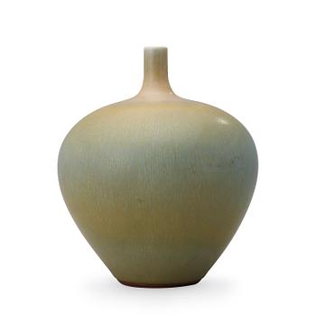 467. A Berndt Friberg stoneware vase, Gustavsberg Studio 1966.