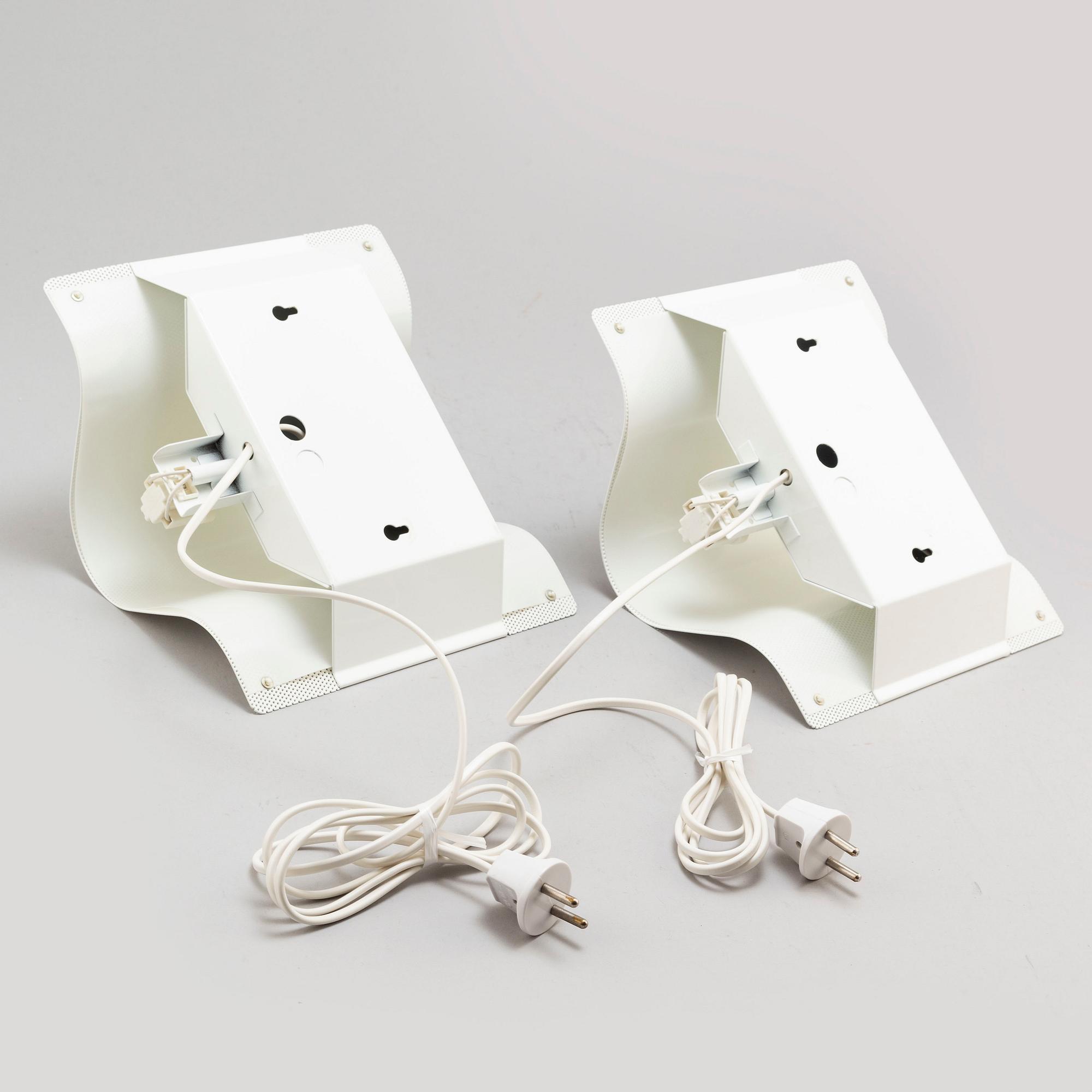 A pair of 'Zero' wall lamps, from Lindau & Lindekrantz, second half of the 20th century.