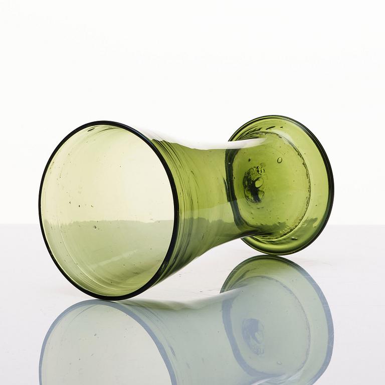 A 'Waldglass' beaker, 18th century, possibly from Limmared or Skånska glasbruket.