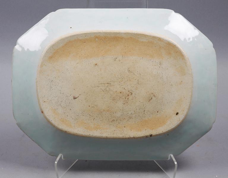 STEKFAT, porslin, Kina, 1700-tal.
