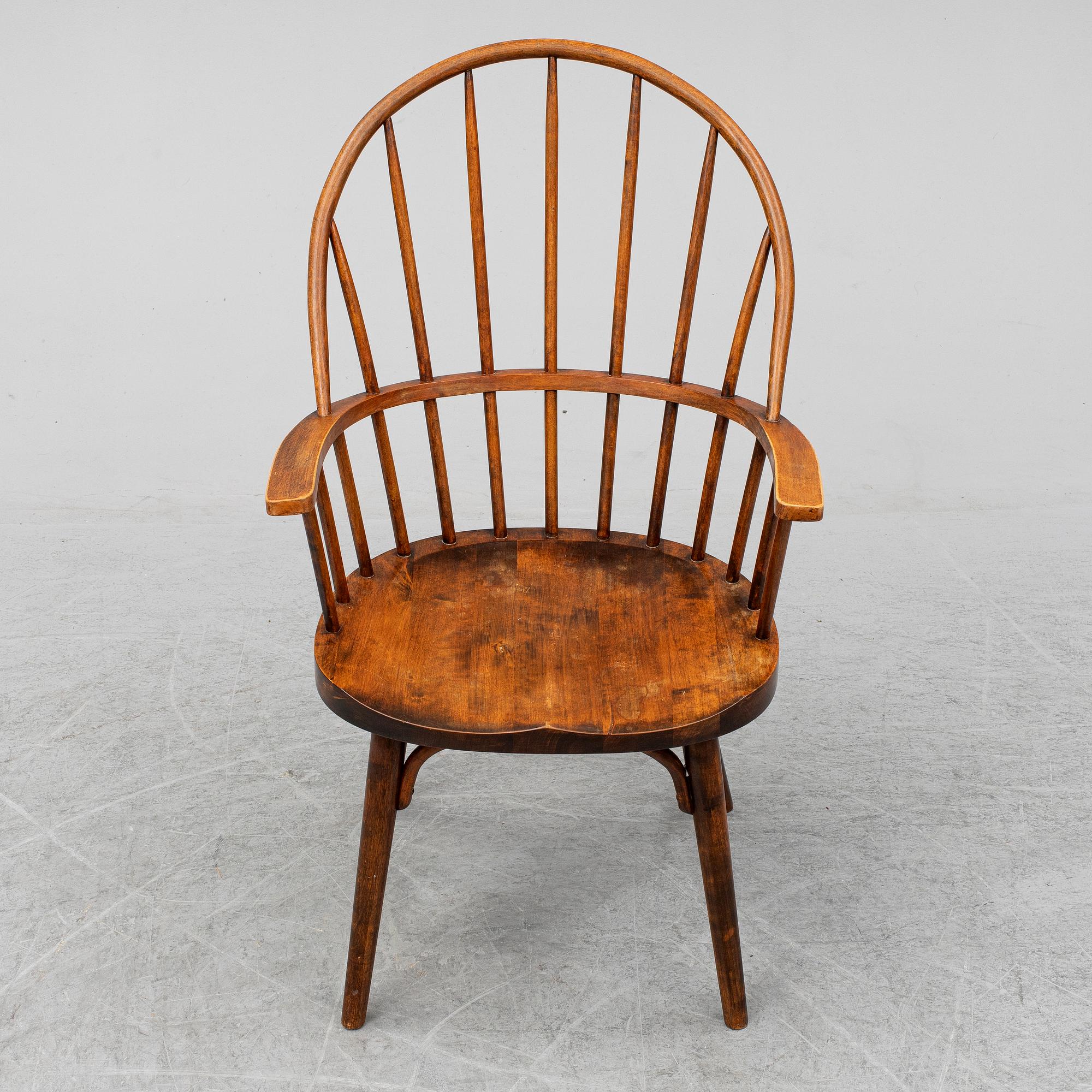 UNO ÅHRÉN, a beech chair from Gemla, 1930's.