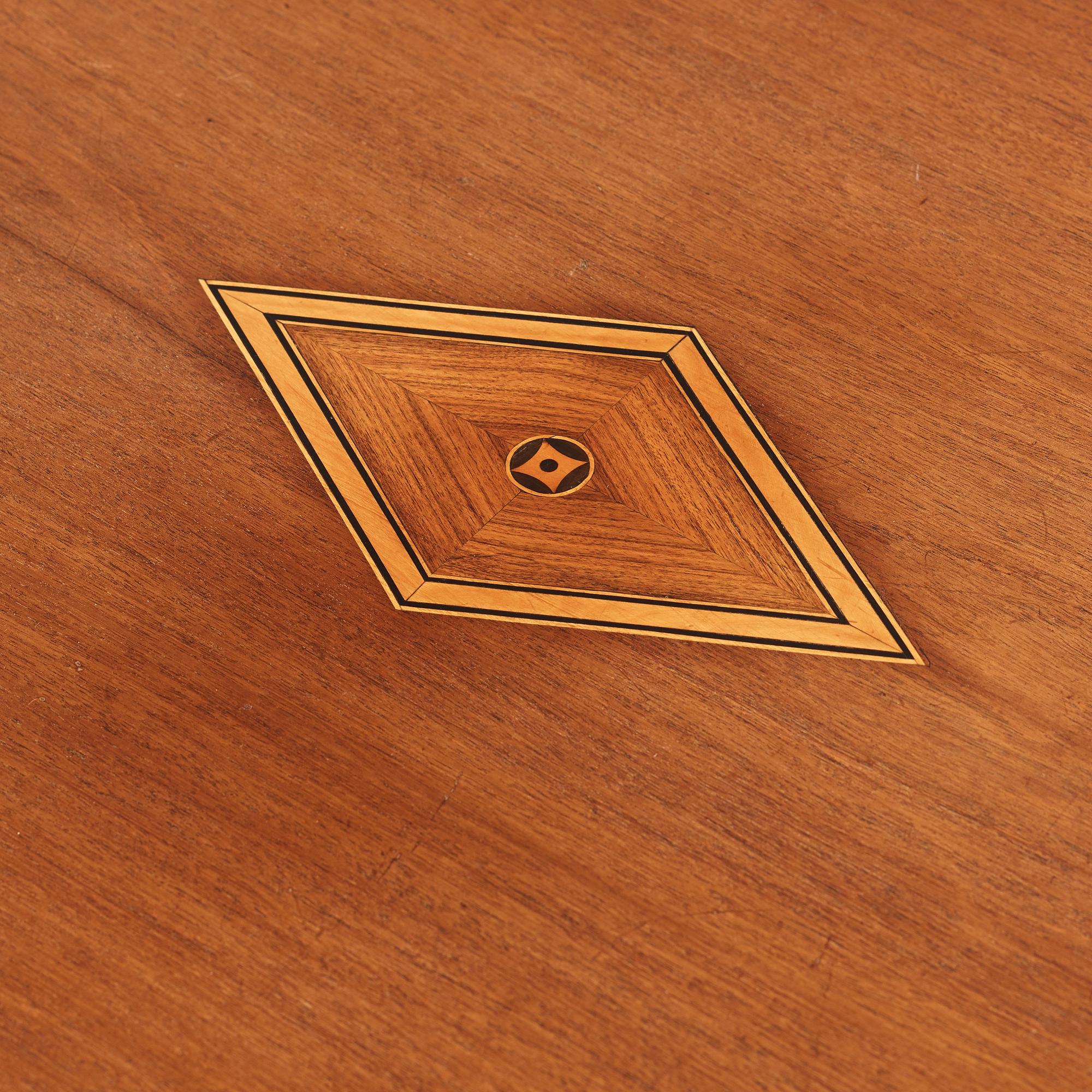 SYBORD, av Lars Qvarnberg (mästare i Stockholm 1801-1813), sengustavianskt, 1800-talets början.