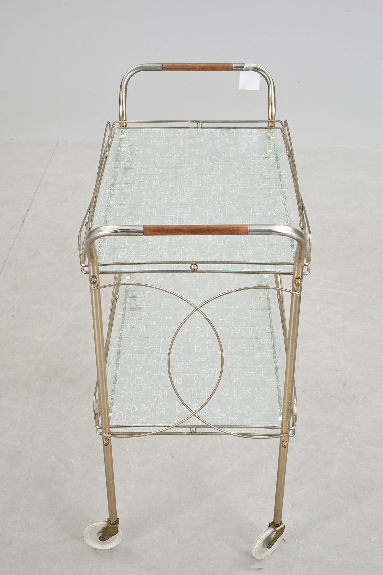 SERVERINGSVAGN, mässing och glas, 1900-talet mitt.