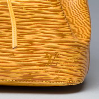 VÄSKA, "Petit Noé", Louis Vuitton.