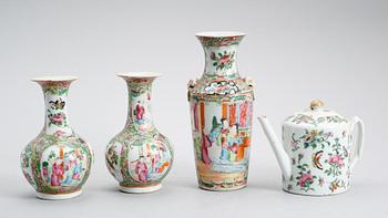 VASER, 3 st (2+1) samt TEKANNA, porslin, Kanton, Kina, 1800-tal.