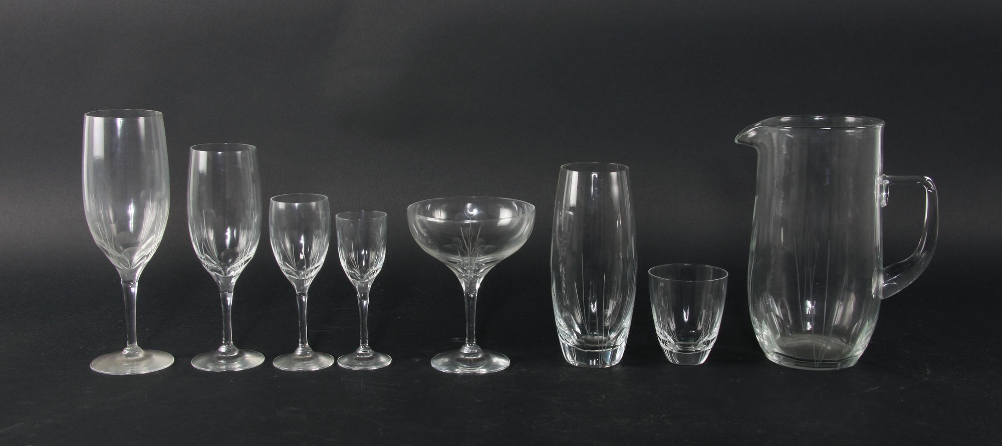 GLASSERVIS, 72 delar.
