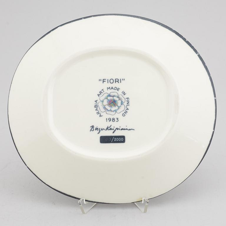 BIRGER KAIPIAINEN, ceramic Fiori dish, marked "Birger Kaipiainen, Arabia art made in Finland 1983", numbered 1903/2000.