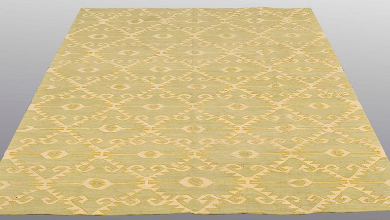 RUG, flat weave, ca 216 x 186 cm.