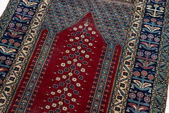 Prayer rug, possibly Kula, approx. 163 x 114 cm.