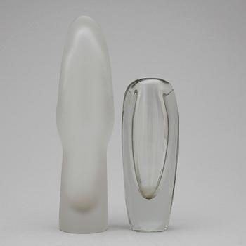 VASER, 2 st, glas, Kaj Franck, Iittala respektive Notsjö, Finland.