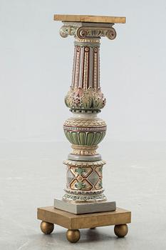 PIEDESTAL, flintgods, nyrenässans, 1900-talets början.