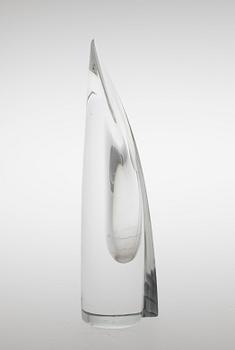 Aimo Okkolin, A GLASS SCULPTURE.