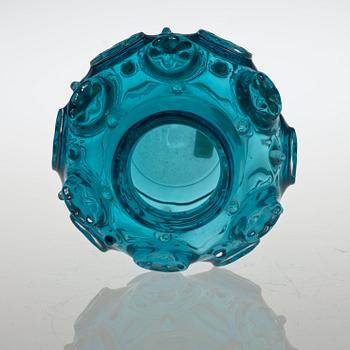 Edvin Öhrström, An Edvin Öhrström 'Edvin' glass vase, Orrefors 1947.