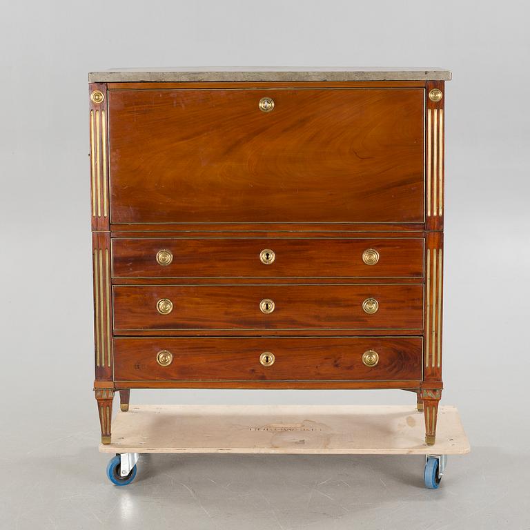 A late gustavian chest of drawers, around the year 1800.