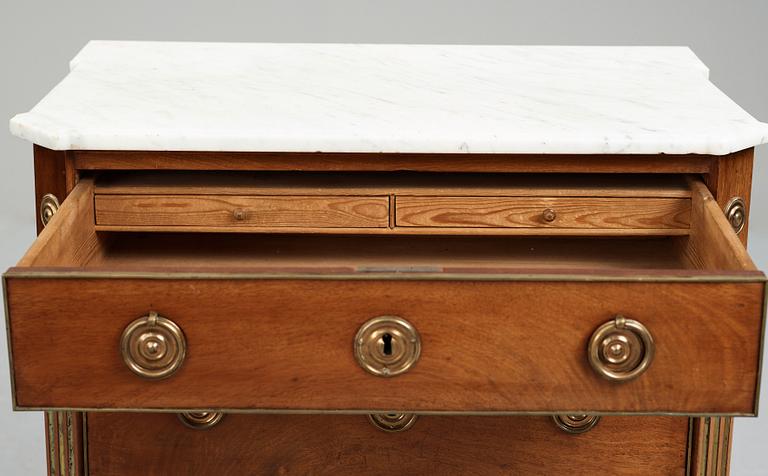 A late Gustavian commode.