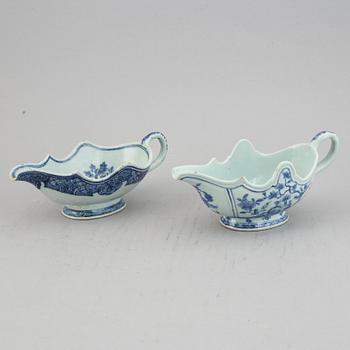 Two blue and white export porcelain saucers, Qing dynasty, Qianlong (1736-95).