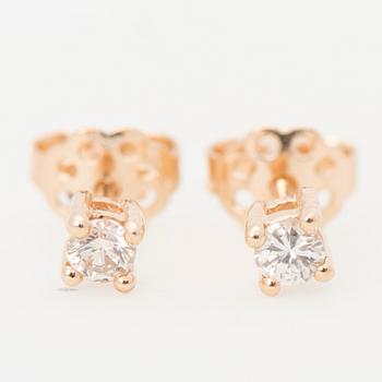ÖRHÄNGEN, briljantslipade diamanter, 14K guld.