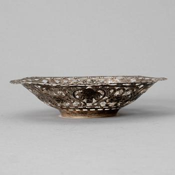 SKÅLFAT, silver, Tyskland 1900-tal. Vikt ca 125 gram.