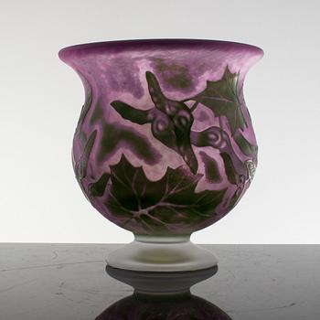 An overlay unique glass vase by Astrid Gate 1997.