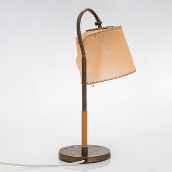 Paavo Tynell, a mid-20th century '9201' table lamp for Taito.