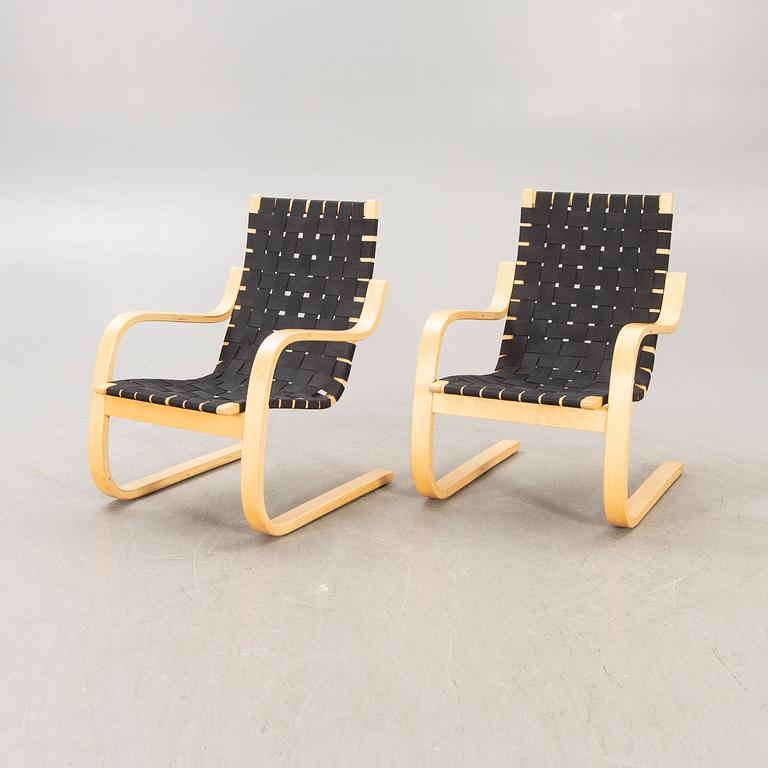 Alvar Aalto, fåtöljer ett par, modell 406, Artek, formgiven 1939.