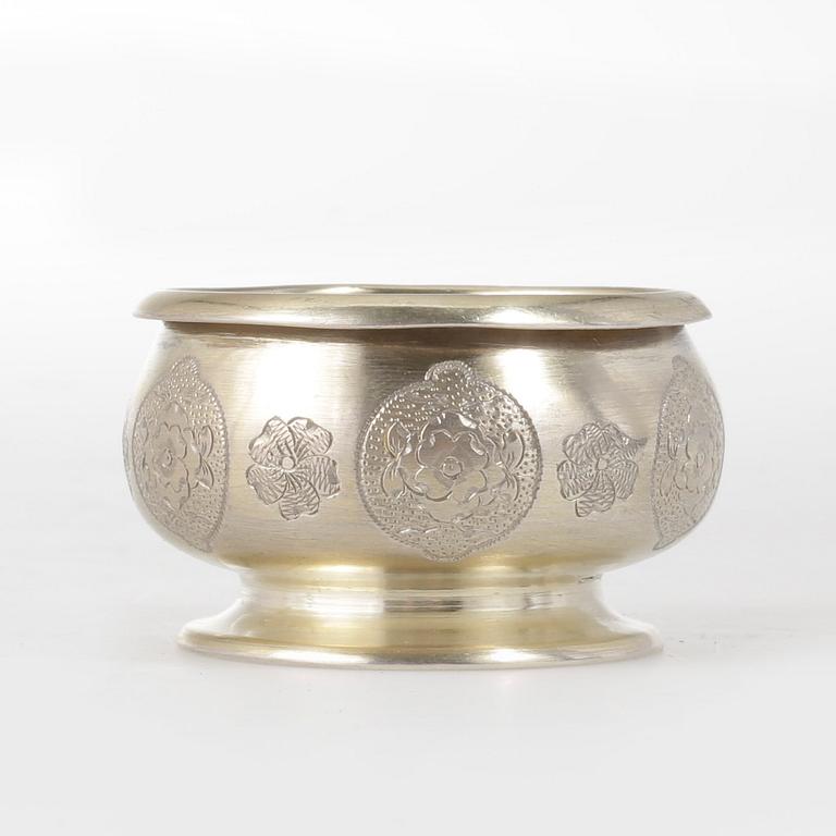 SALTKAR, silver, Moskva, 1800-talets andra hälft. Vikt ca 46 gram.