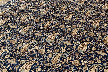 A Qum carpet, ca 494 x 340 cm.