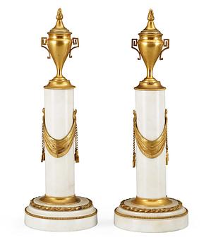 518. A pair of late Gustavian late 18th Century candlesticks/cassolettes.