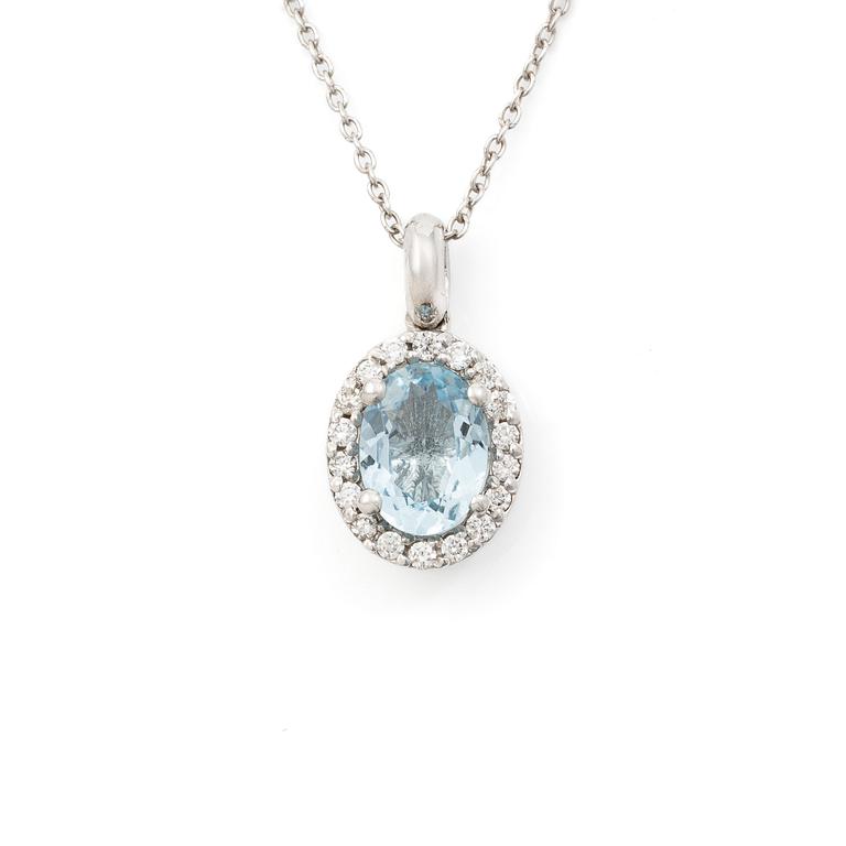 Pendant with chain in 18K white gold set with a faceted aquamarine and round brilliant-cut diamonds.