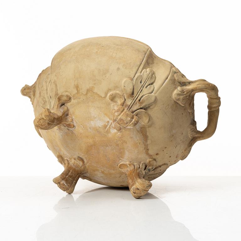 Terrin, oglaserat lergods, rokoko, 1700-tal.