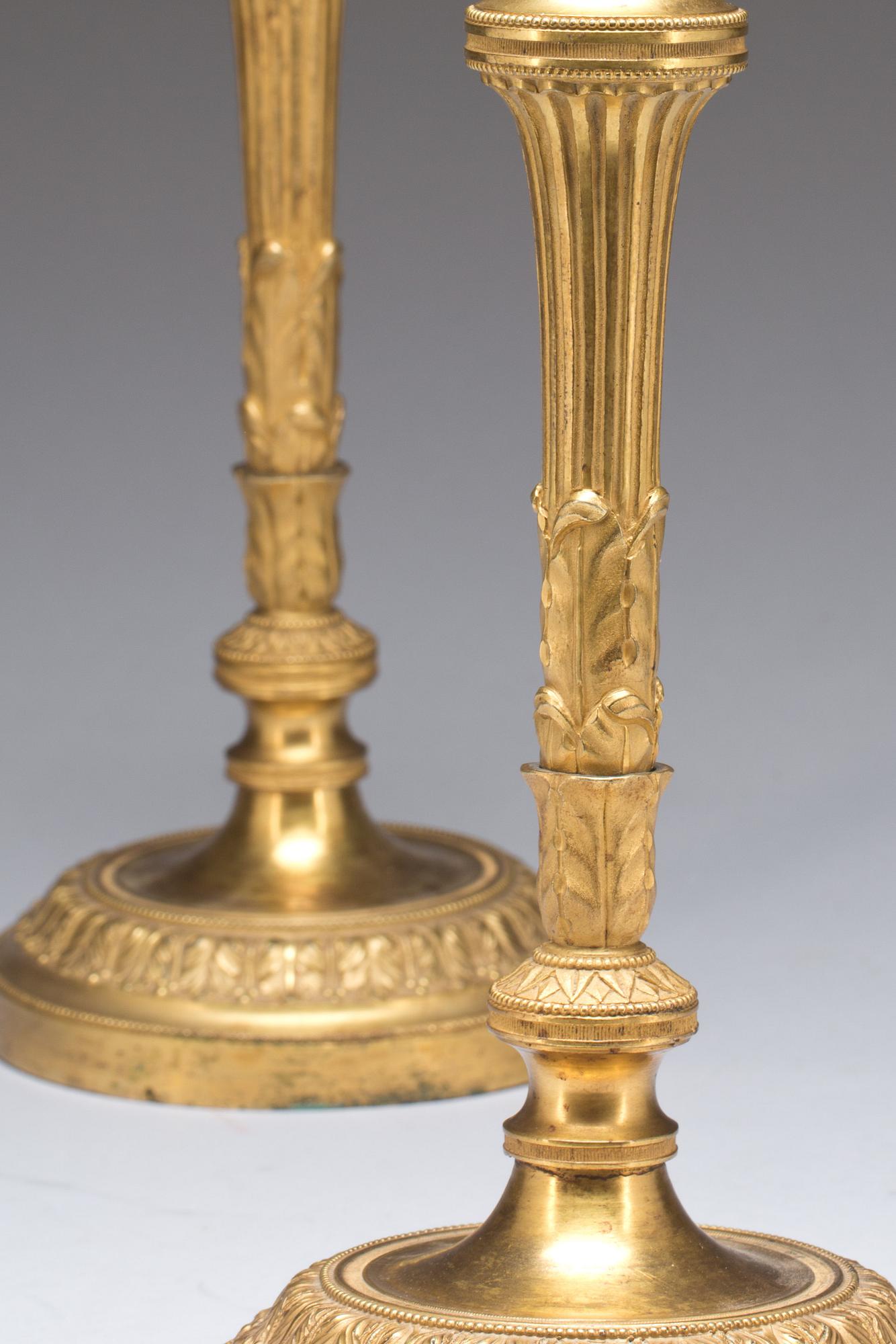 LJUSSTAKAR, ett par, snarlika, senempire, 1800-talets mitt.