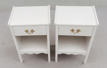 SÄNGBORD, 1 par, 1900-talets mitt.