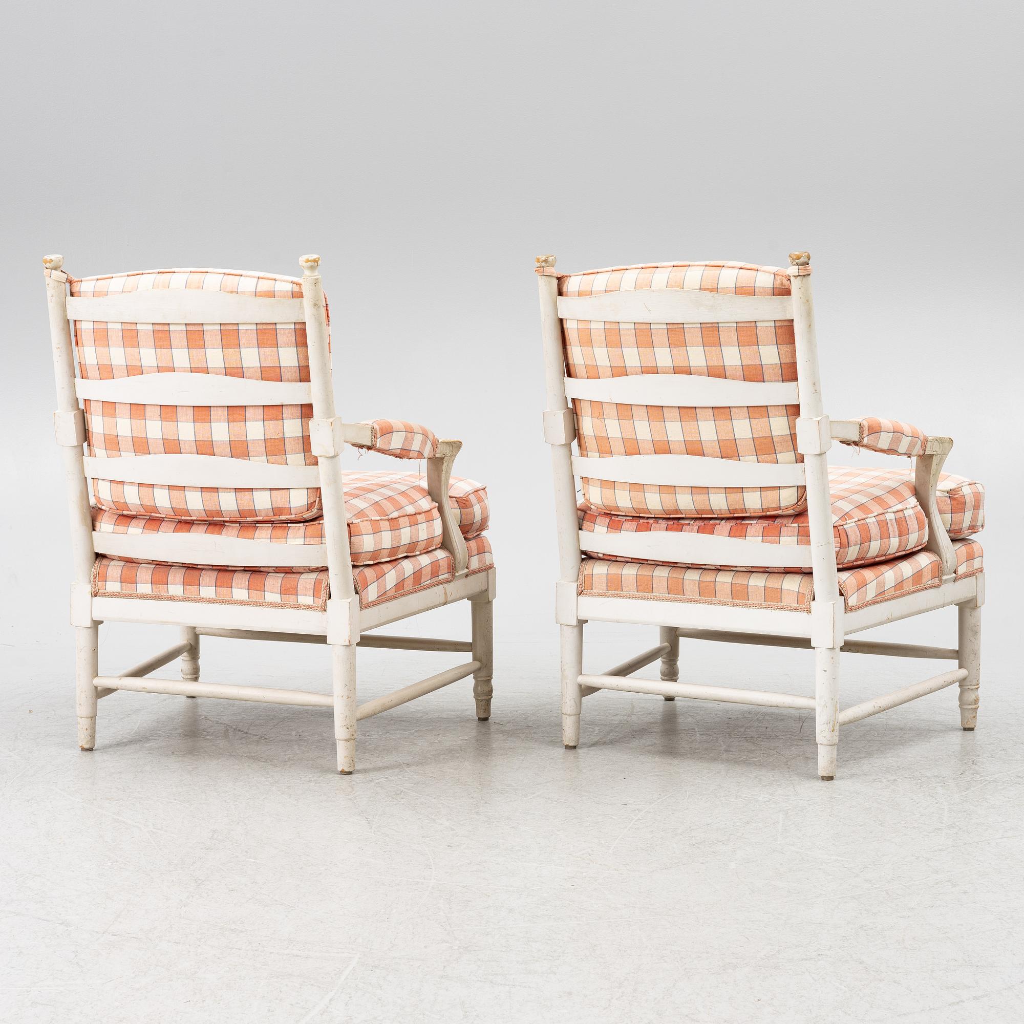 Karmstolar, ett par, gustaviansk stil, sk Gripsholmsfåtöljer. 1900-tal.