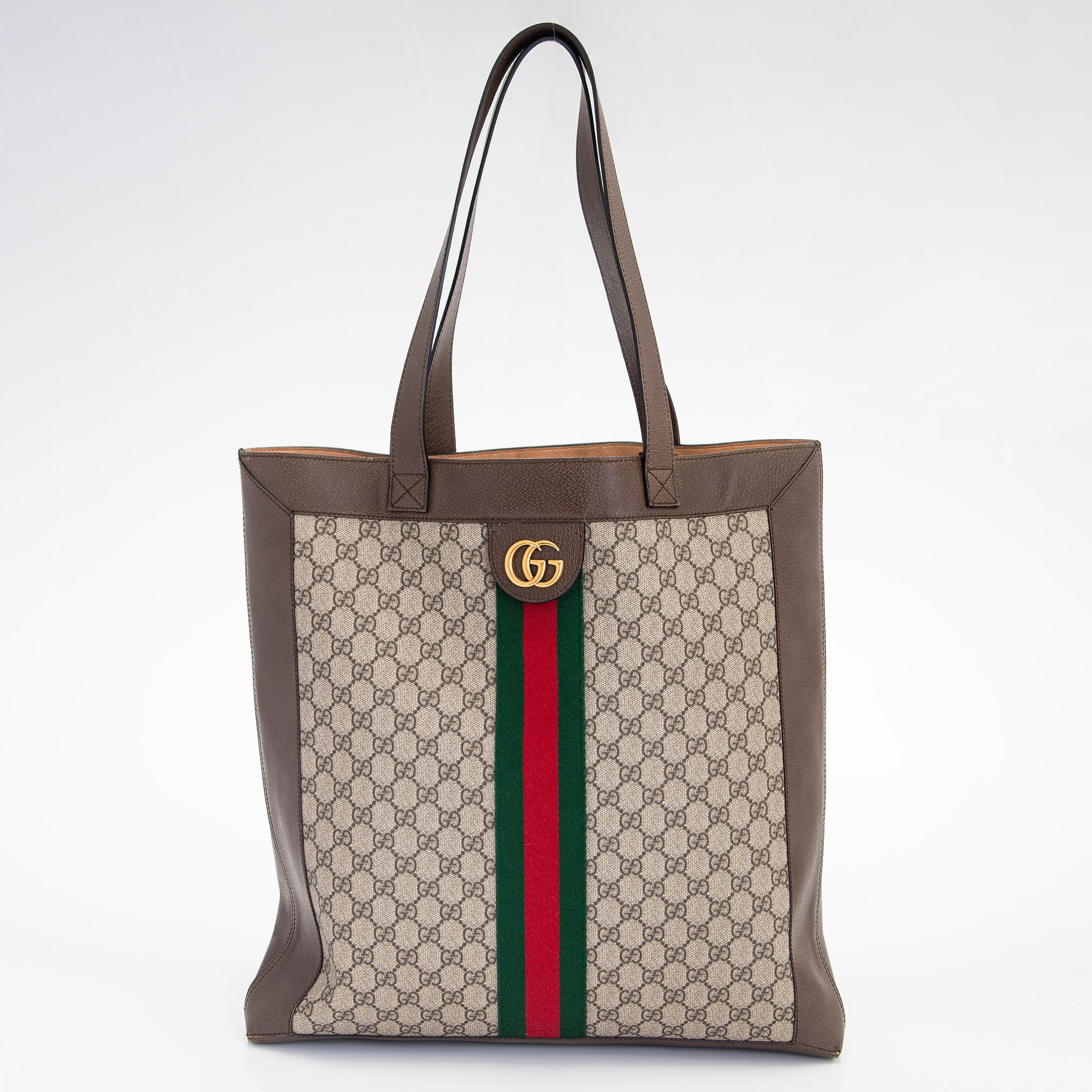 Gucci, a 'GG Supreme Ophidia Soft Large Tote' bag.