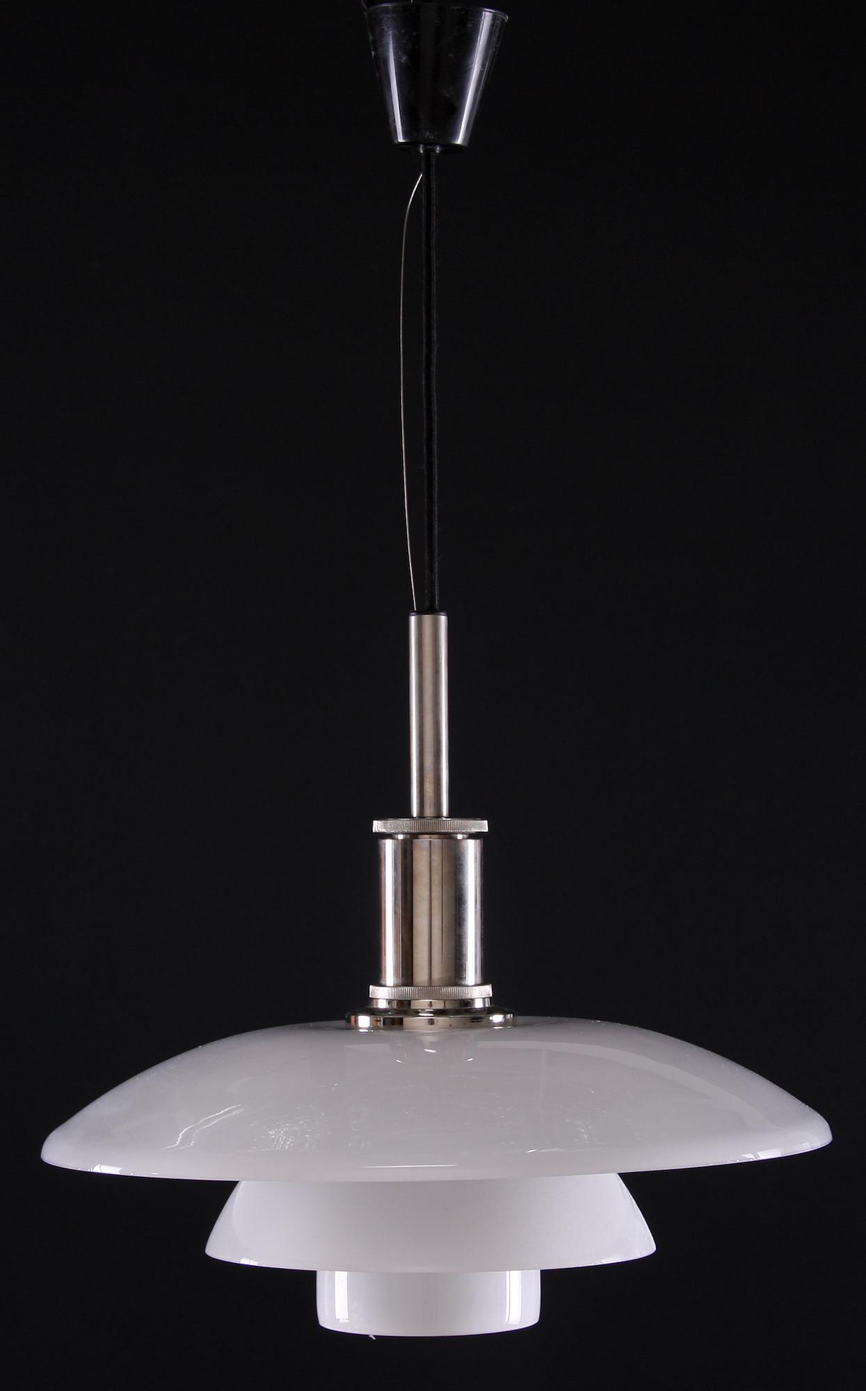 TAKLAMPA, "PH 4½-4", Poul Henningsen för Louis Poulsen.