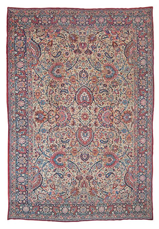 SEMI-ANTIQUE MASHAD. 518 x 356 cm.