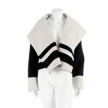 611. RALPH LAUREN collection, a black and white wool and cashmere jacket, size 6.