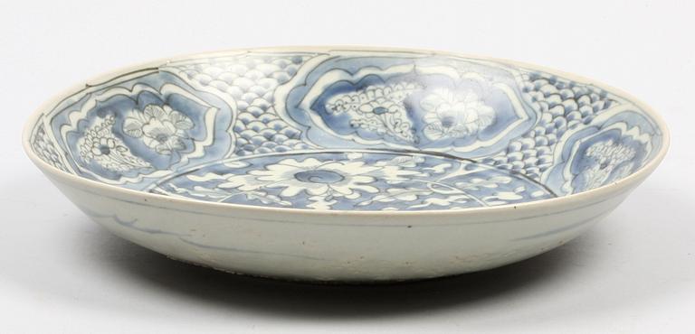 FAT, porslin, troligen Korea, 1700/1800-tal.