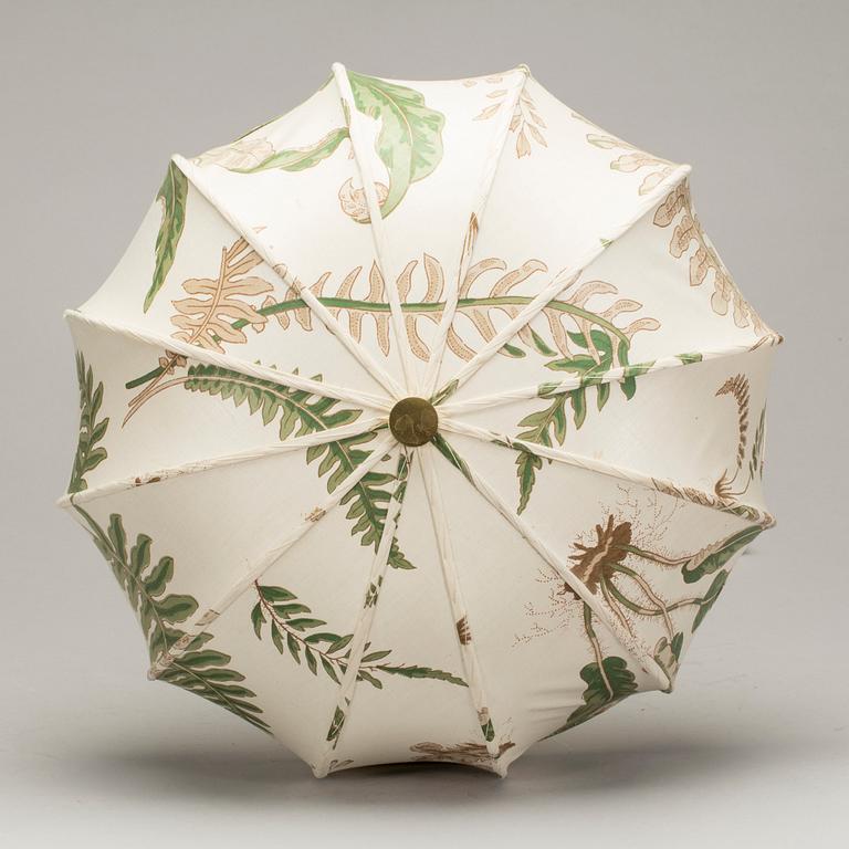 BORDSLAMPA, Josef Frank, Firma Svenskt Tenn. Modellnummer 2466.