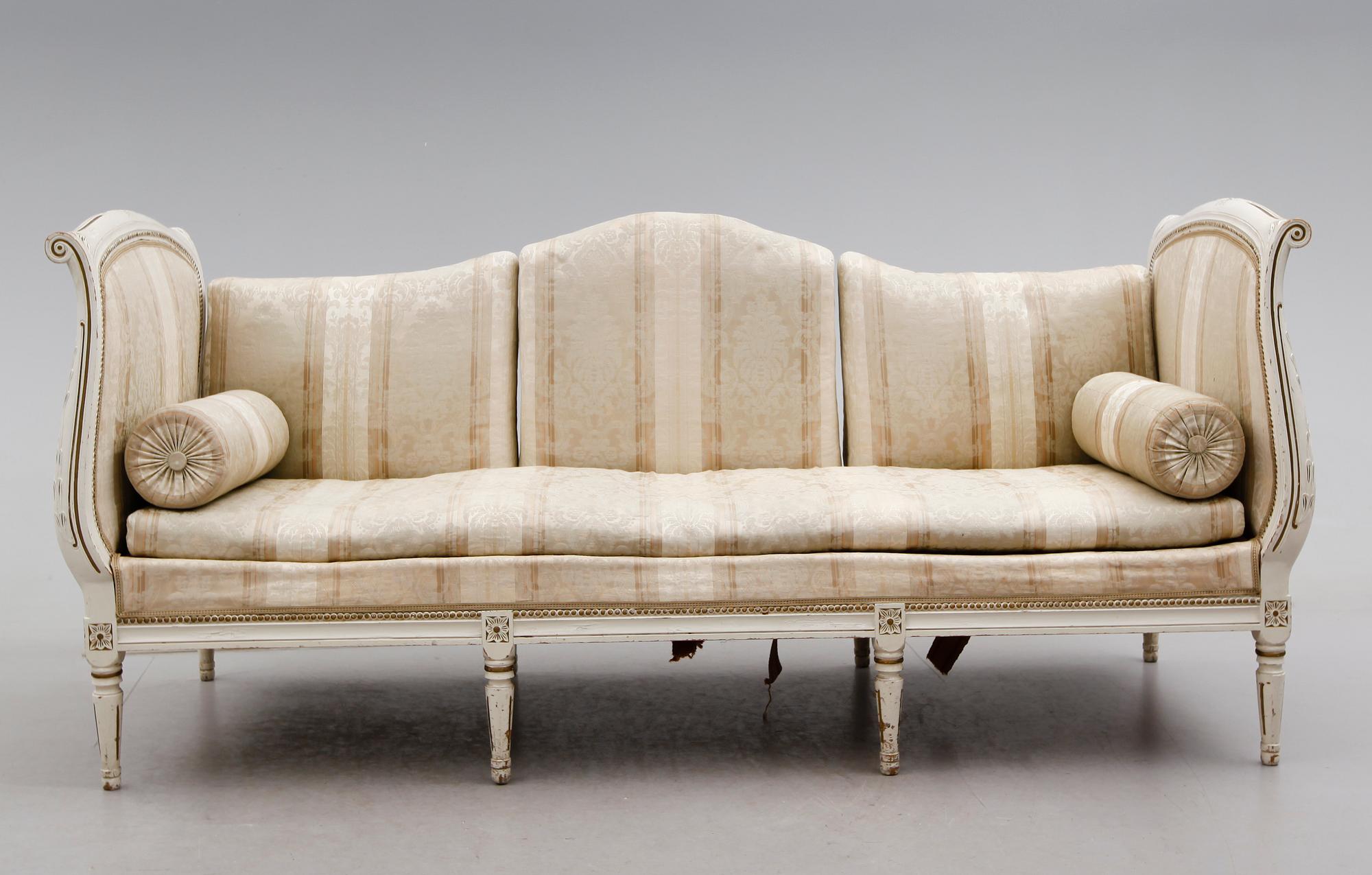 BANKETTSOFFA, gustaviansk stil, omkring år 1900.