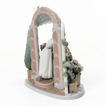 Lladró, figurine, "Romantic Feelings", Spain.