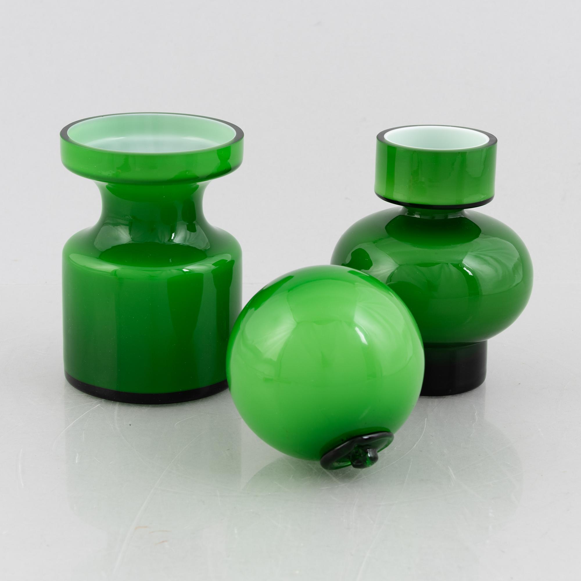 PO Ström, a set of three glass objects, Alsterfors glasbruk, 1960s/70s.
