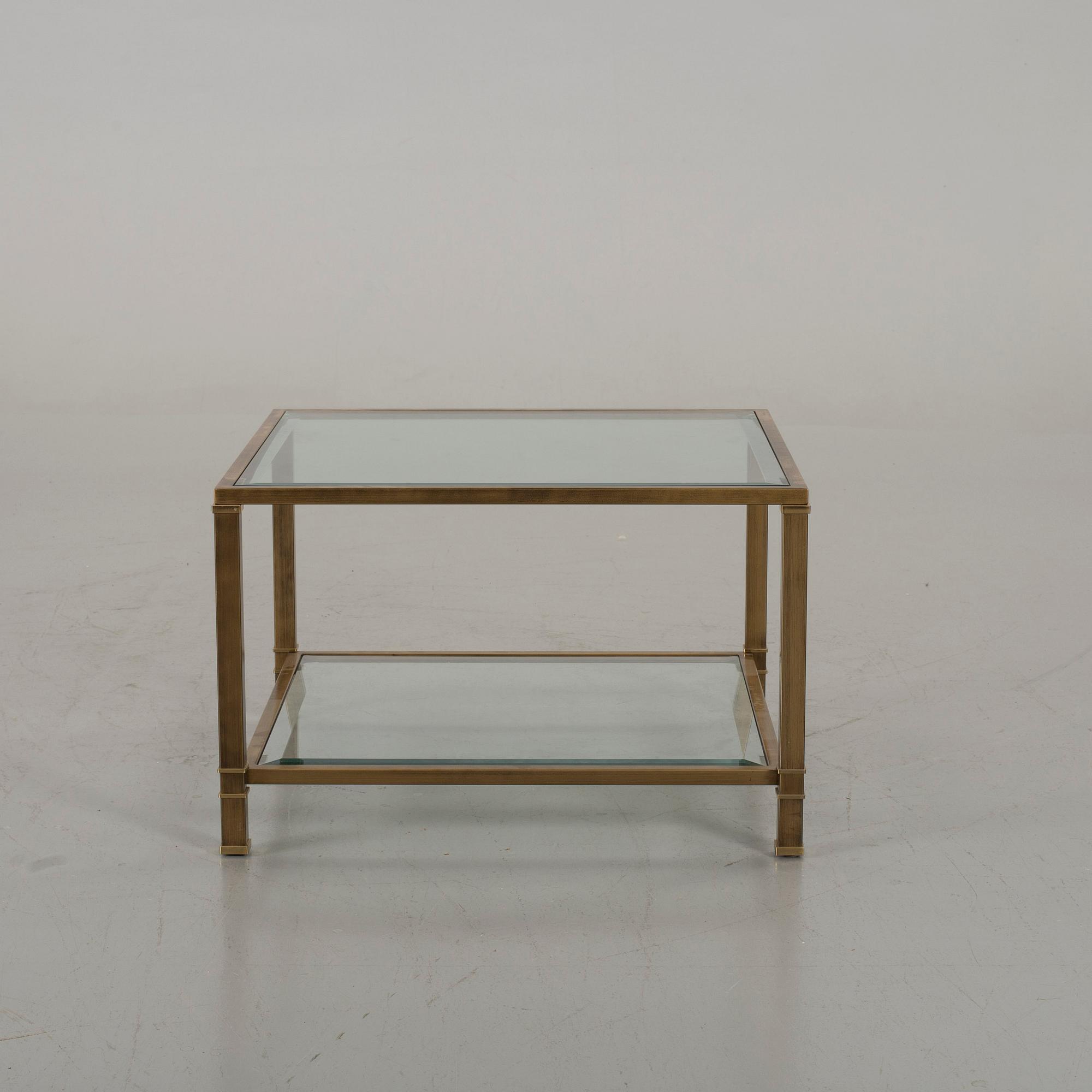 A SOFA TABLE, end of 20th century.